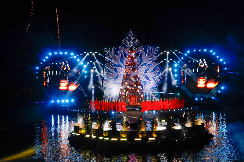 Nativitaten Show do Lago no Serra Park em Gramado